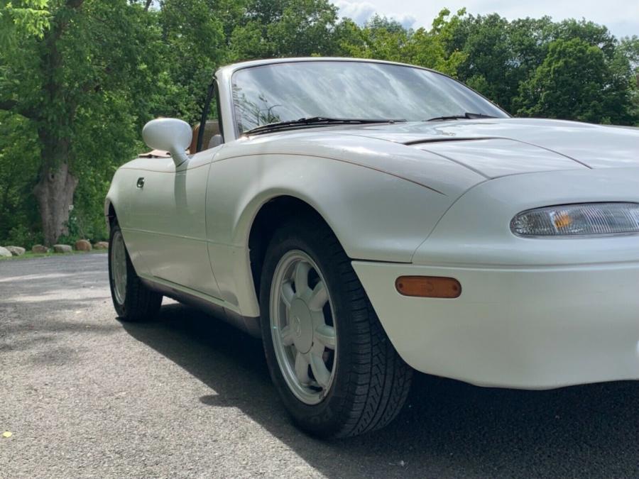 Детали экстерьера Mazda Miata C-Package 1993 года  (NA) (фото 6 из 24)